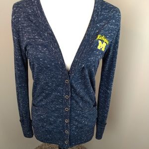 Colosseum light weight Cardigan U of M sz small
